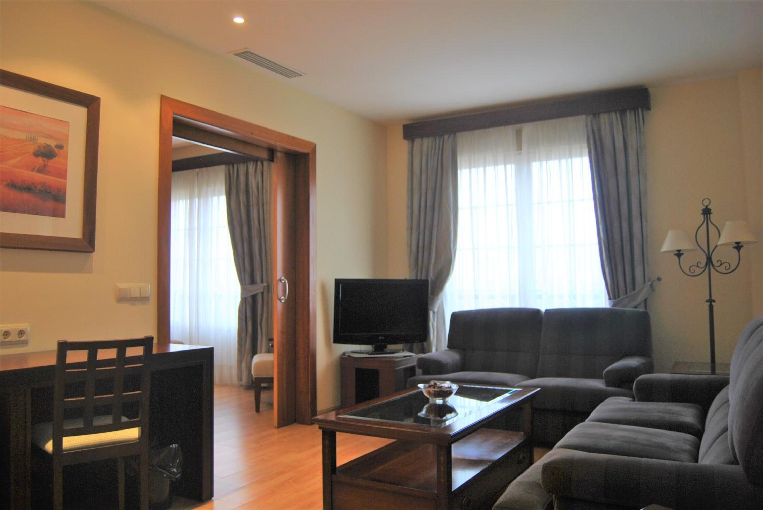 23-inch tv with satellite channels