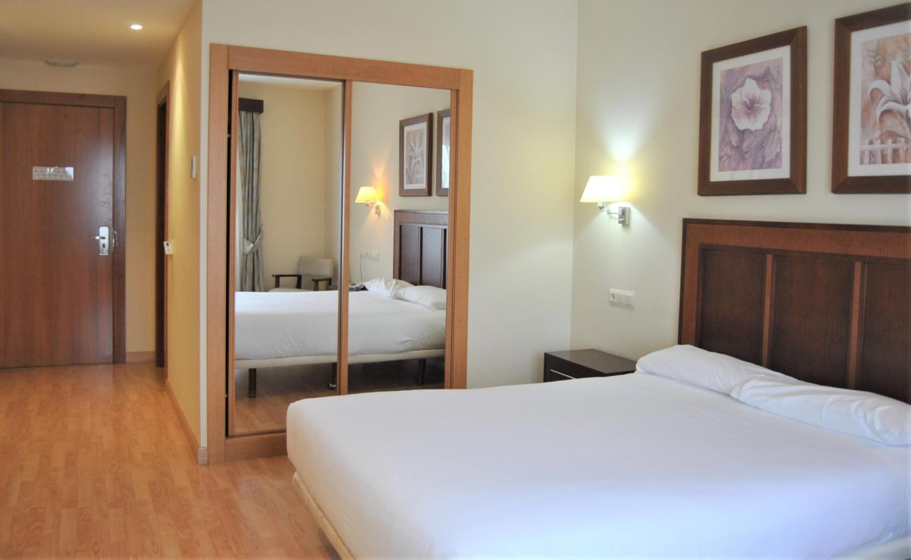 minibar, in-room safe, desk, iron/ironing board