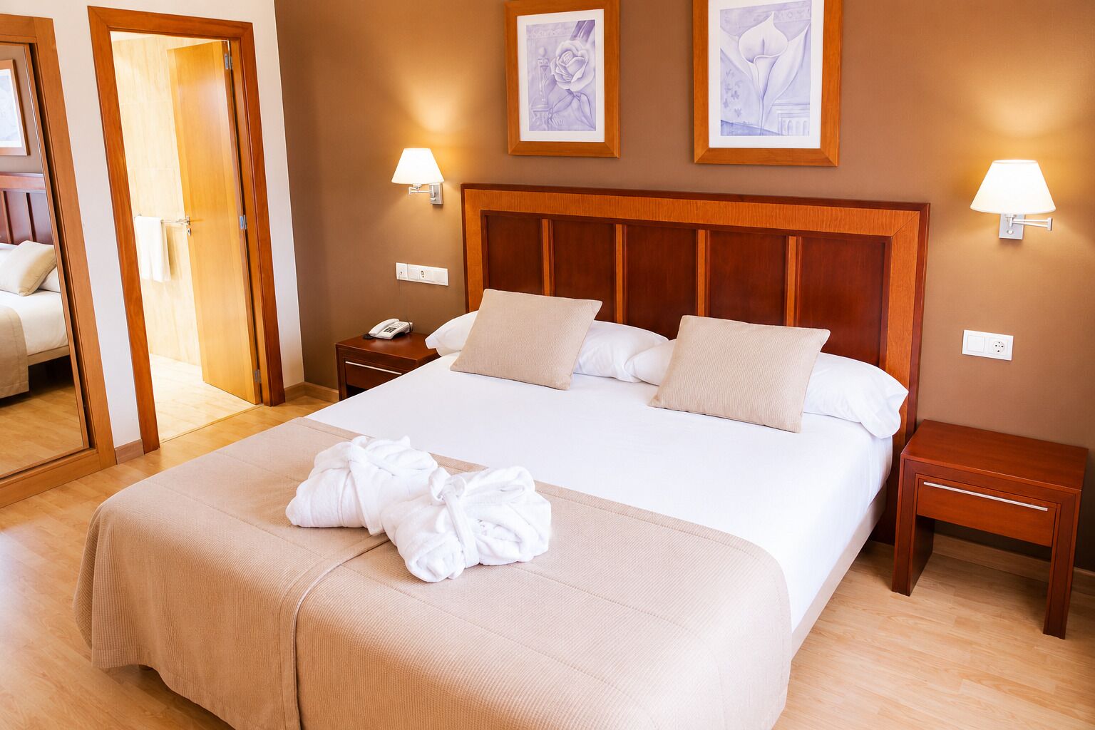 Photo - Hotel Santiago de León