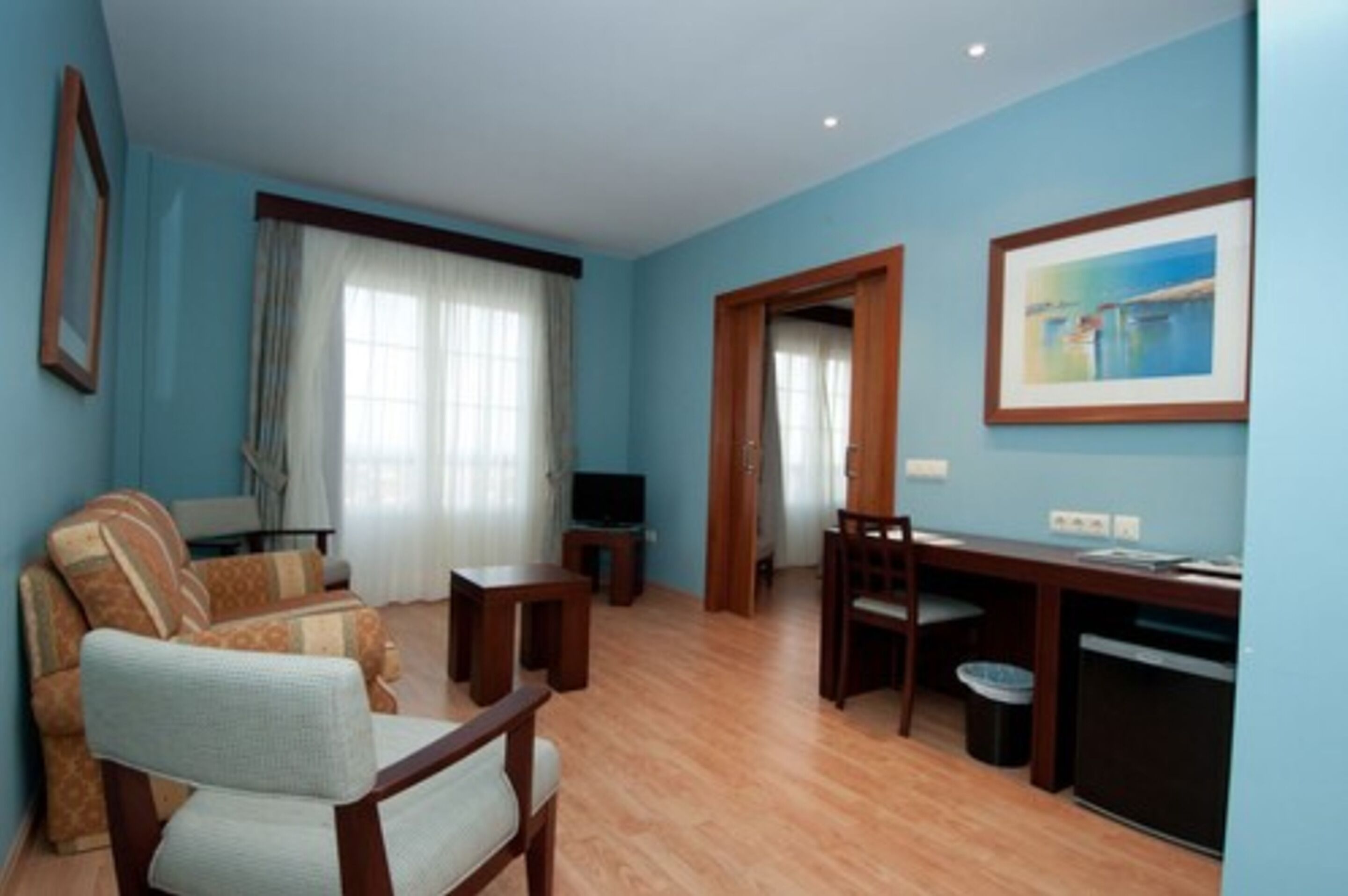 23-inch tv with satellite channels