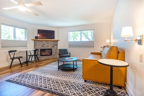 Superior Room, 1 King Bed with Sofa bed | Mountain view - The Inn on Pine (Calistoga)