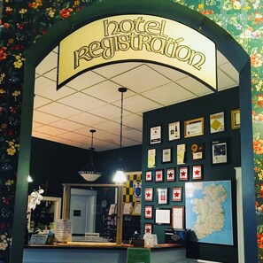 Reception - County Clare Irish Hotel & Pub (Milwaukee)