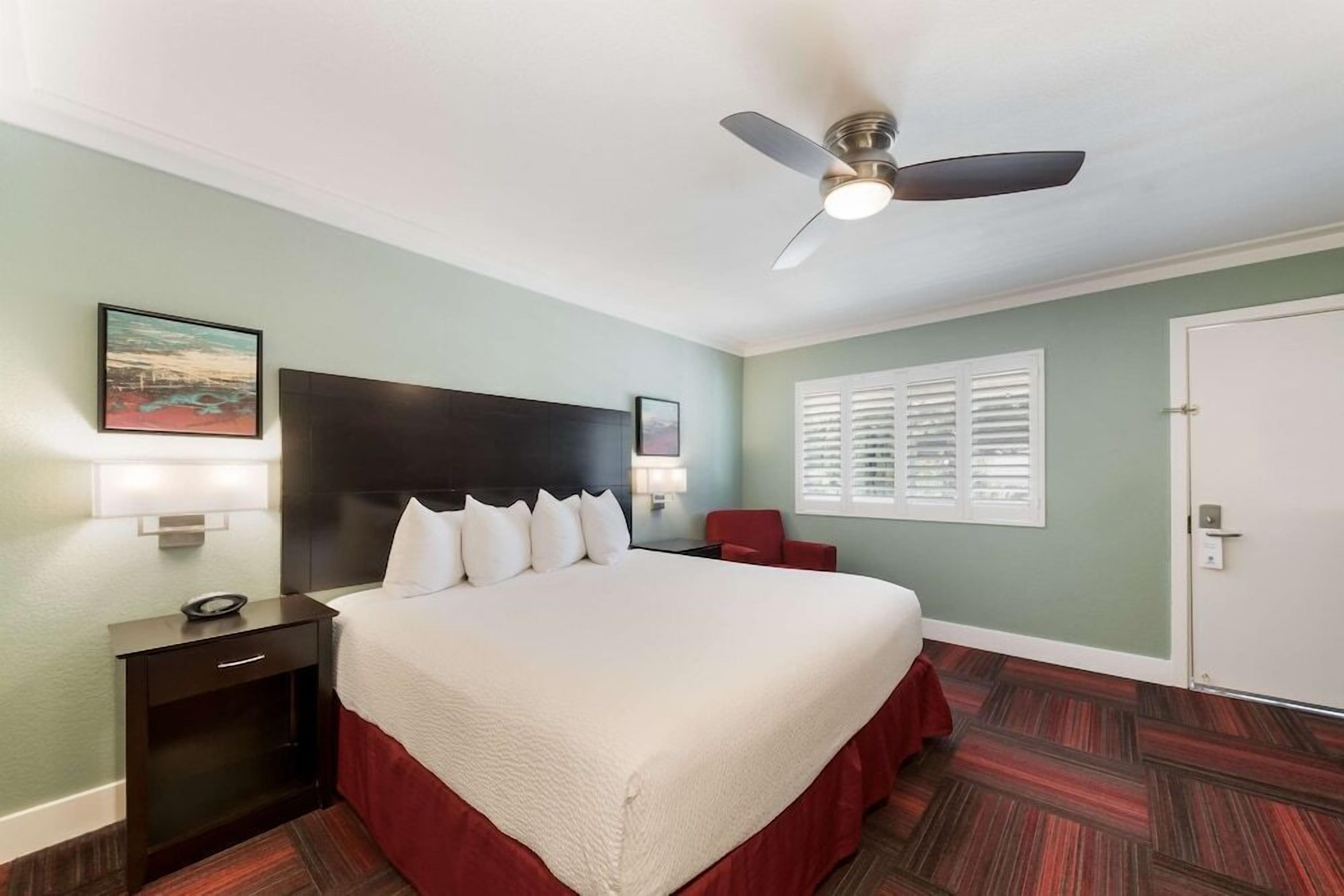 Premium bedding, pillow-top beds, in-room safe, desk