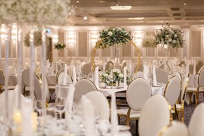 Banquet hall - Mount Errigal Hotel Conference & Leisure Centre (Letterkenny)