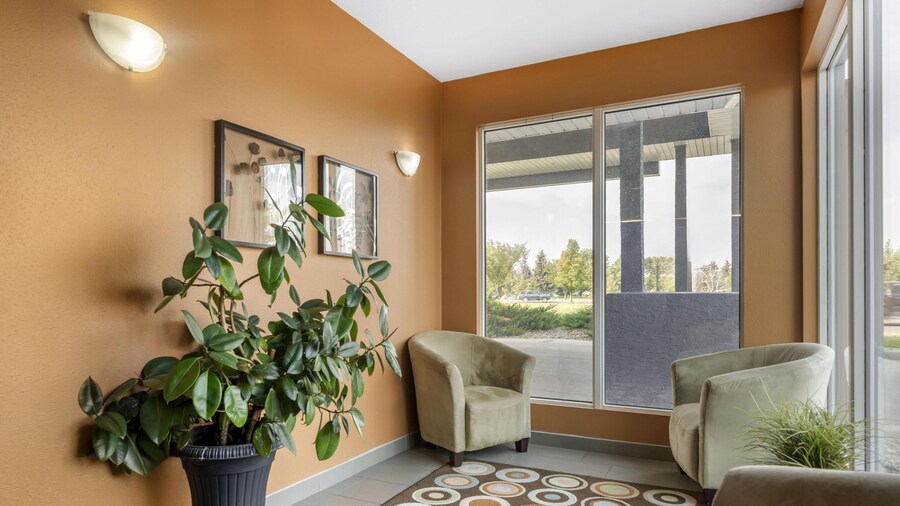 贝斯特韦斯特莱斯布里奇修尔住宿普拉斯酒店