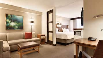 1 habitación, ropa de cama de alta calidad y escritorio