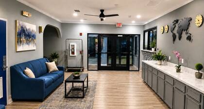 Americas Best Value Inn & Suites Bush Intl Airport