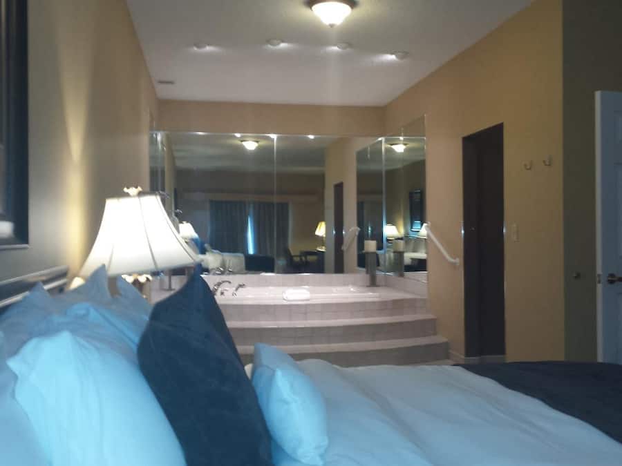 Desk, blackout drapes, iron/ironing board, free WiFi