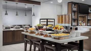 Breakfast (USD 9.95 per person)