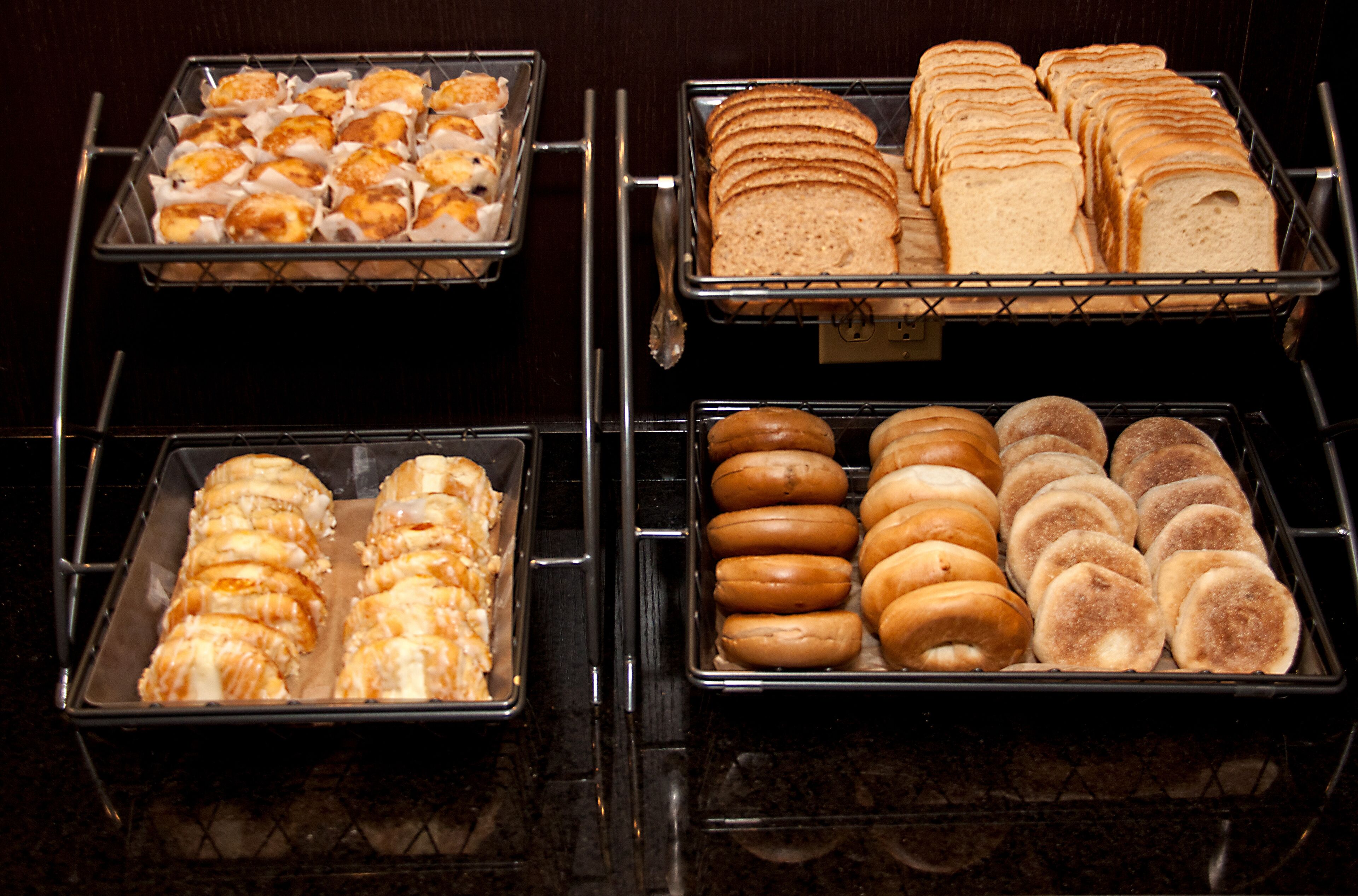 free continental breakfast