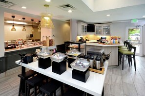 Daily buffet breakfast for a fee