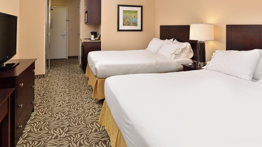 Holiday Inn Express Hotel & Suites River Park by IHG