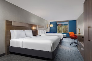 Premium bedding, in-room safe, desk, iron/ironing board - Holiday Inn Express Hotel & Suites River Park by IHG (Fresno)
