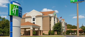 Holiday Inn Express & Suites McAlester by IHG