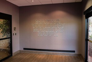 Interior - Hampton Inn Doylestown (Warrington)