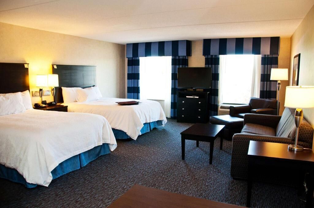 1 bedroom, hypo-allergenic bedding, Select Comfort beds, in-room safe