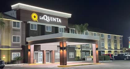 La Quinta Inn & Suites by Wyndham Tulare
