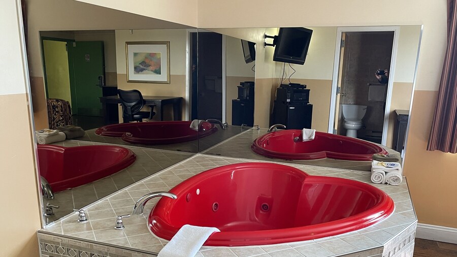 Sea Palace Inn