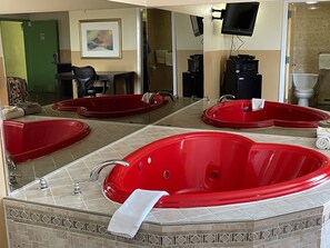 Habitación de luna de miel | Tina profunda