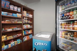 Snack bar
