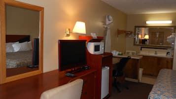 Premium bedding, down comforters, desk, laptop workspace