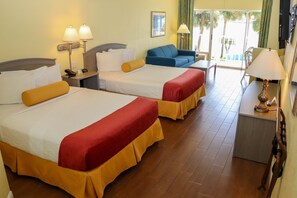 Hochwertige Bettwaren, Daunenbettdecken, Verdunkelungsvorhänge