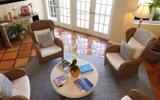 Sala de estar en el lobby