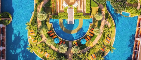 Piscine extérieure
