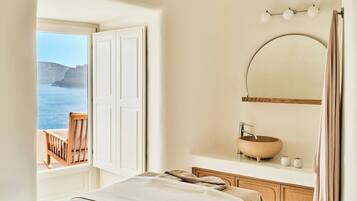 Steam room, hot stone massages, deep-tissue massages, 2 treatment rooms