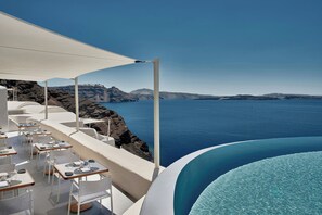 4 restaurants; breakfast, lunch and dinner served  - Mystique, a Luxury Collection Hotel, Santorini (Santorini)