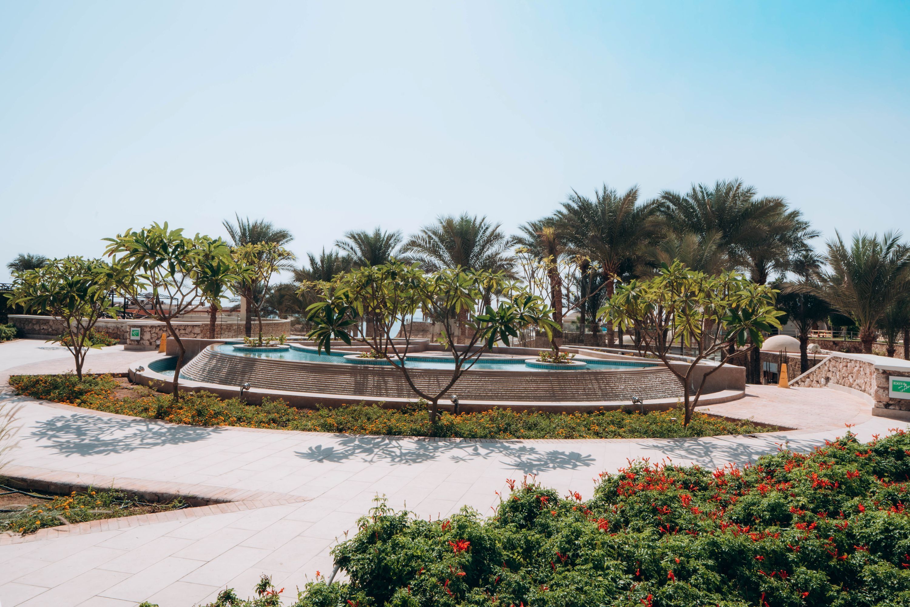 المنشأة من الخارج