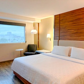 Premium bedding, in-room safe, desk, blackout curtains