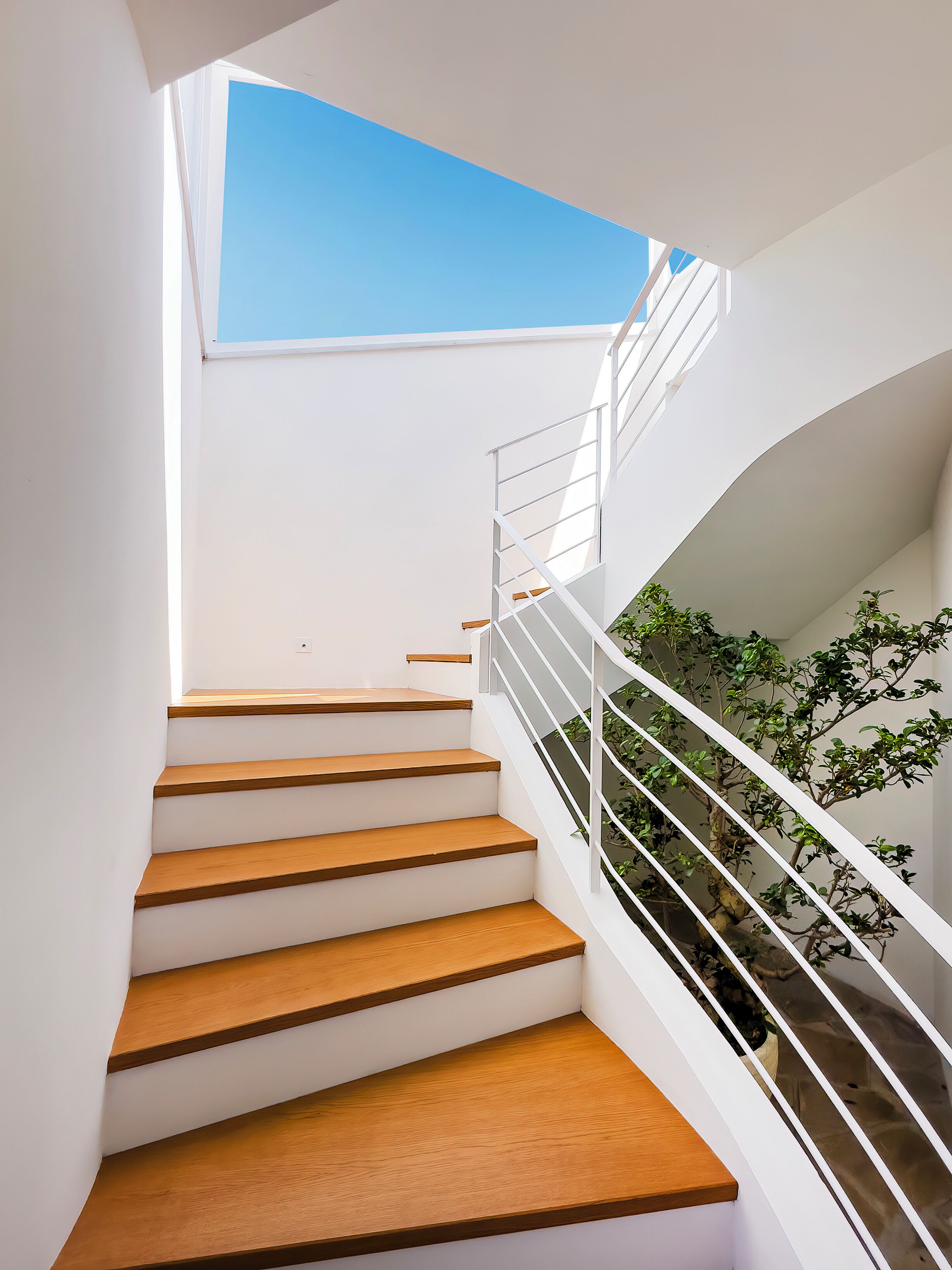 executive suite, terrace, sea view | 1 bedroom, minibar, in-room safe, desk