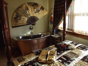 Zimmer, 1 Queen-Bett, Nichtraucher (Love at First Site) | Bügeleisen/Bügelbrett, kostenloses WLAN, Bettwäsche