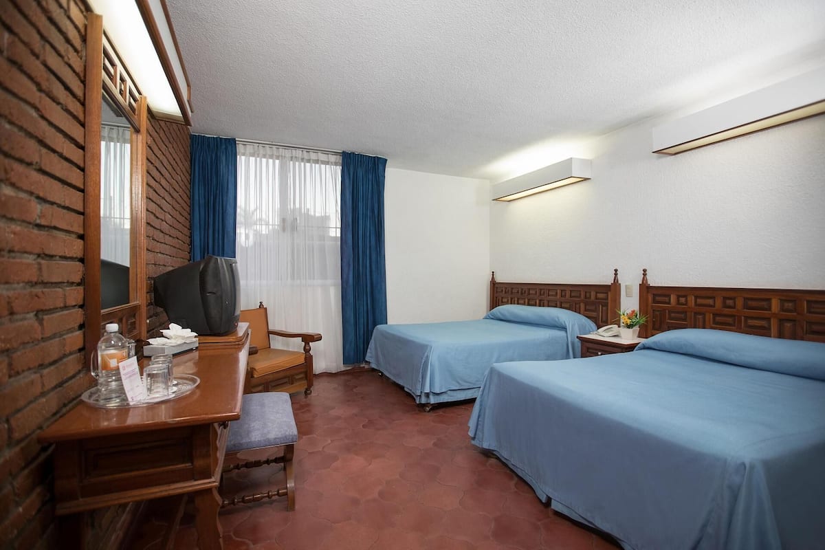Premium bedding, iron/ironing board (on request), WiFi (free)