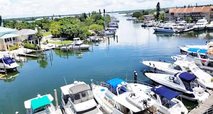 Madeira Bay Resort II by Travel Resort Services