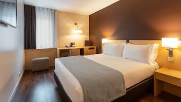 Minibar, in-room safe, desk, soundproofing