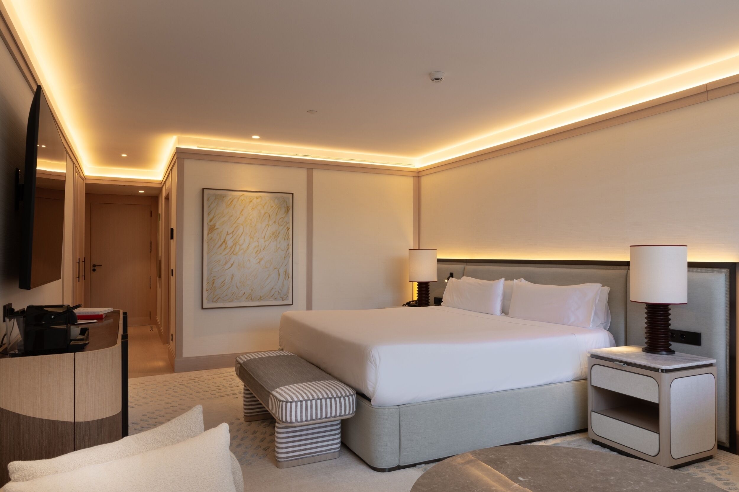 Egyptian cotton sheets, premium bedding, minibar, in-room safe