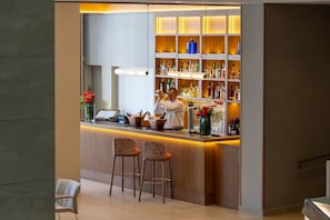 Breakfast, lunch and dinner served - Hotel Miramar Barcelona GL - LVX Preferred Hotels &amp; Resorts - Newly Renovated (Barcelona)