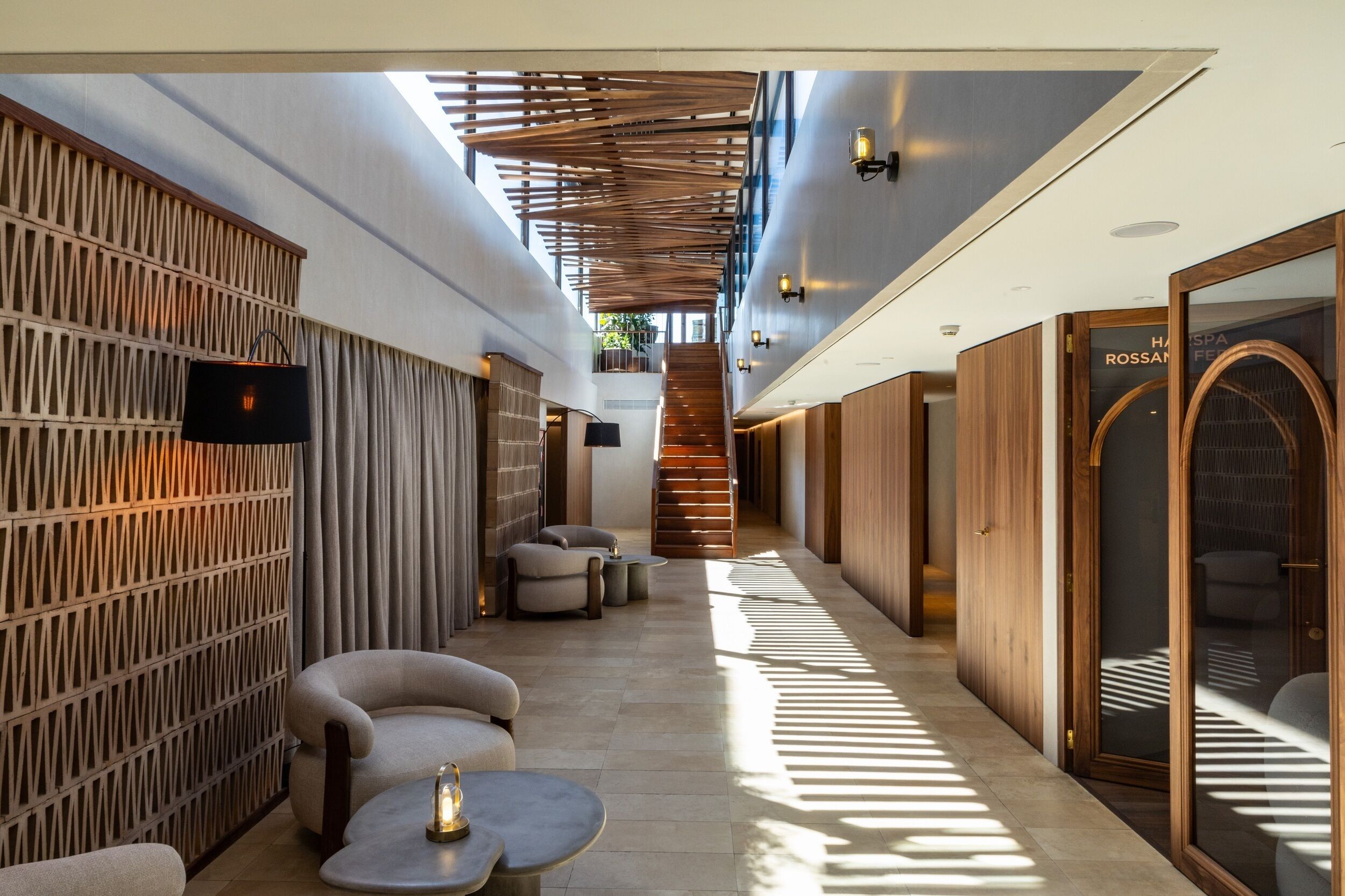 couples treatment room(s)