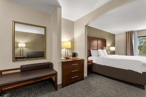 Arbetsyta för laptop, strykjärn/strykbräda, gratis wi-fi och sängkläder