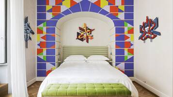 Deluxe Gallery | Premium bedding, down duvets, minibar, in-room safe