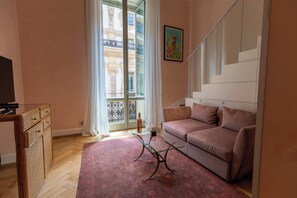 Televisión LED de 45 pulgadas con canales por cable 