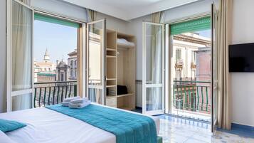 Deluxe-Doppel- oder -Zweibettzimmer | Hochwertige Bettwaren, Minibar, Zimmersafe, Schreibtisch