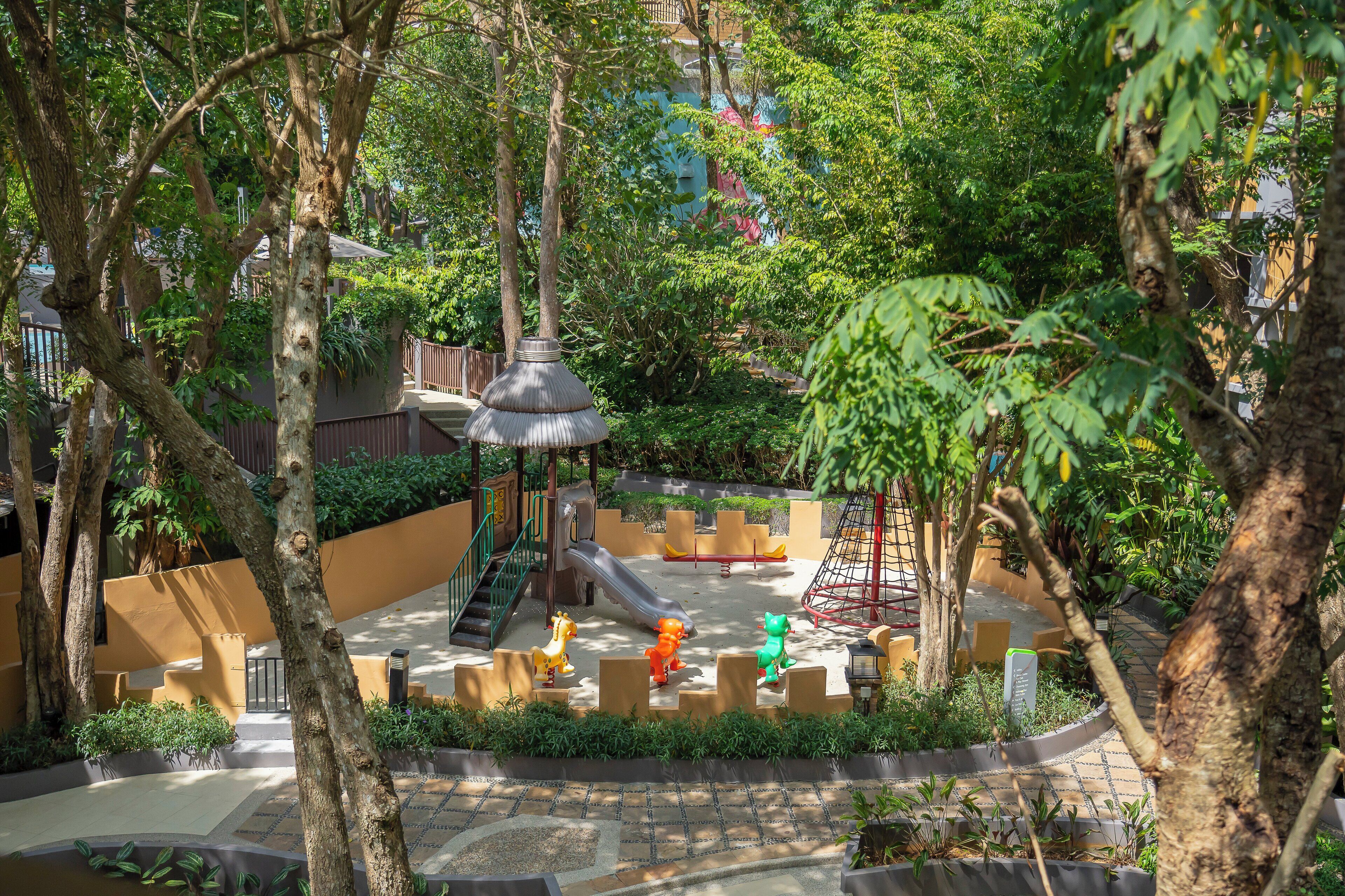 children’s play area – outdoor