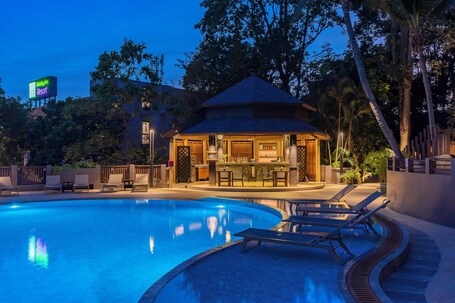 Holiday Inn Resort Krabi Ao Nang Beach by IHG – Affordable hotel in Krabi