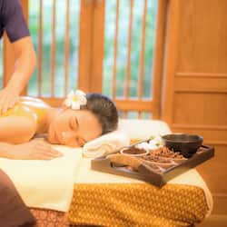 Couples treatment room(s), hot tub, steam room, body treatments