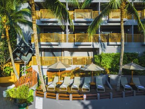 2 outdoor pools, open 7:00 AM to 7:00 PM, pool umbrellas, sun loungers - Holiday Inn Resort Krabi Ao Nang Beach by IHG (Krabi)