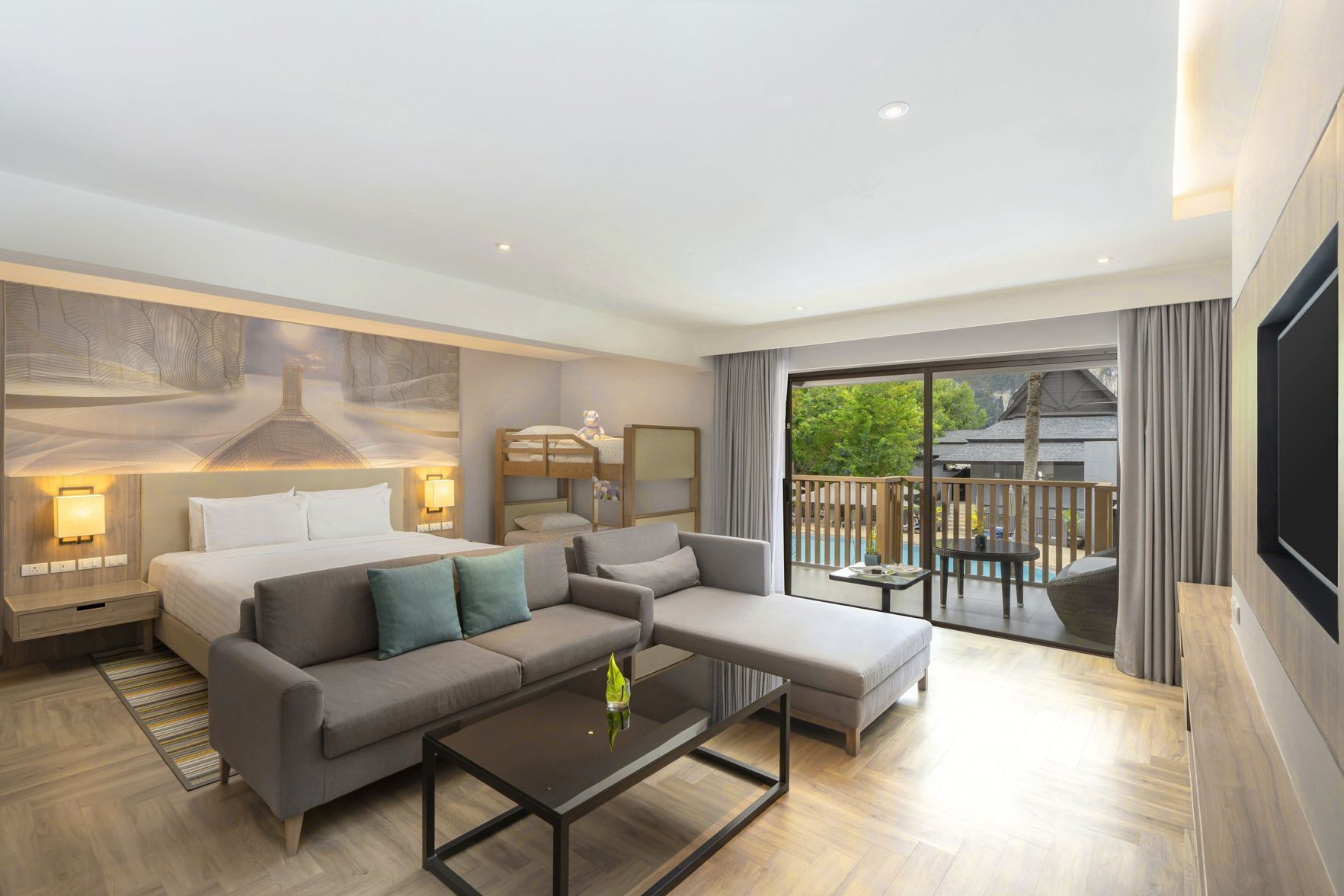 1 bedroom, premium bedding, memory-foam beds, minibar