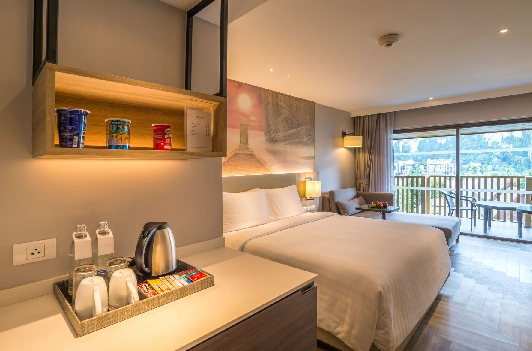 1 bedroom, premium bedding, memory-foam beds, minibar